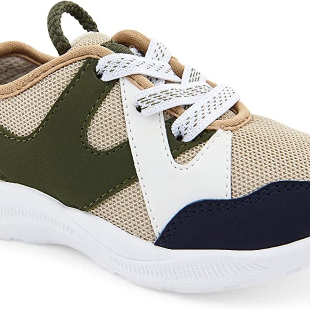 OshKosh B'Gosh Sneakers TODDLER Size: 4